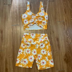 Hollister workout set